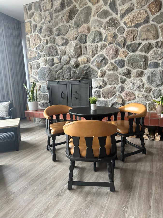 Hotel Far Hills Val-Morin 外观 照片
